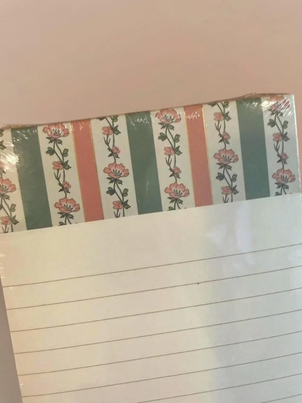 stripe&floral lined notepad